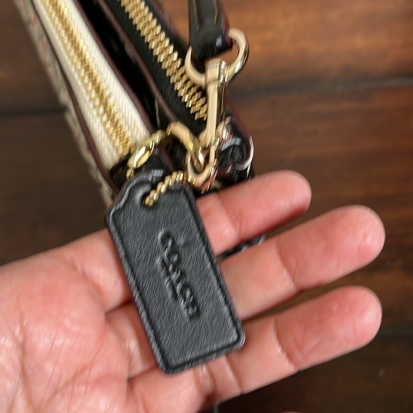 Coach Lyla Crossbody Bag - Picture 6 of 12